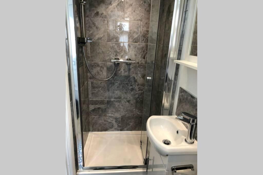 הבדן ברידג' Stylish Studio Gem In The Heart Of Hebden מראה חיצוני תמונה